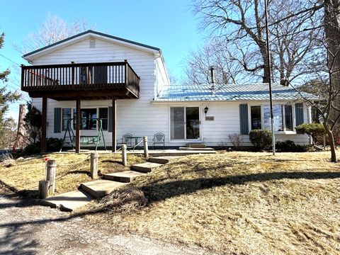 4253 Indian Isle Johnstown Township MI 49017