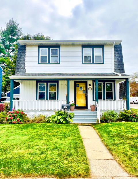 917 W Barnes Avenue Lansing City MI 48910