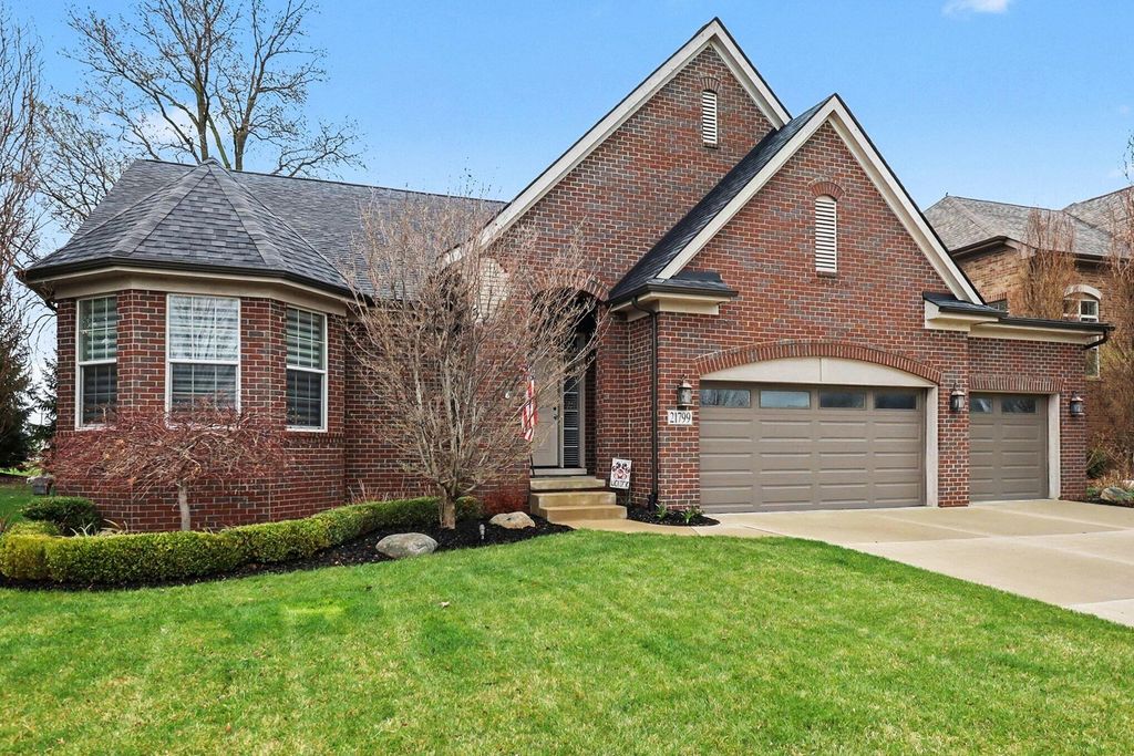 Photo of 21799 Christenbury Creek Boulevard, Macomb Township, MI 48044 (MLS # 81026017039)