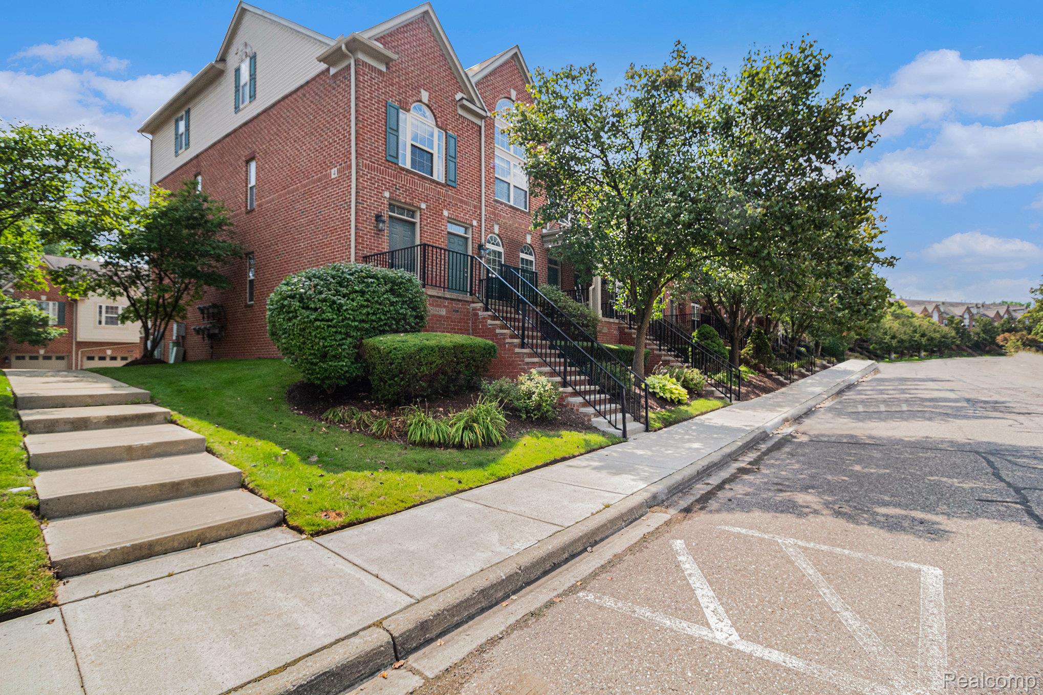 39459 Springwater Drive 48