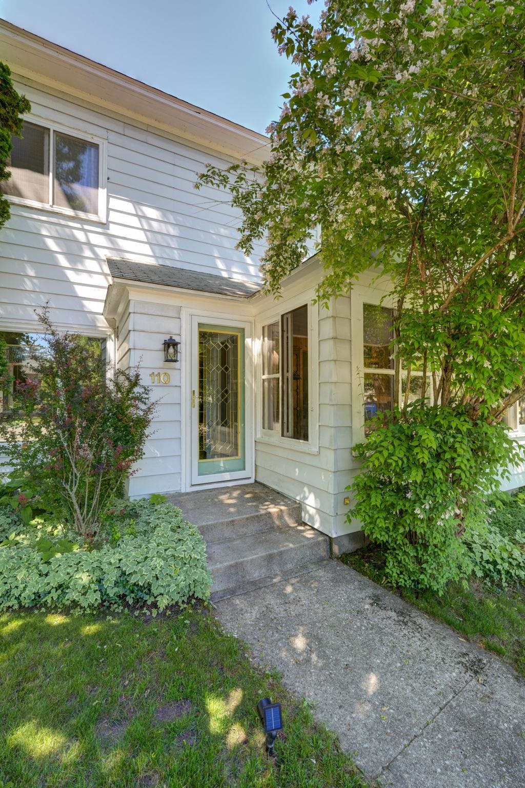 110 W Sixth Street