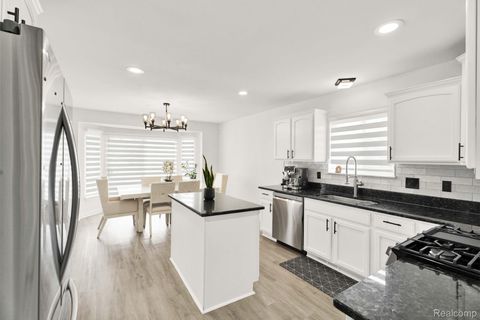 Tiny photo for 21196 Oak Ridge Drive, Clinton Charter Township, MI 48036 (MLS # 20261018439)