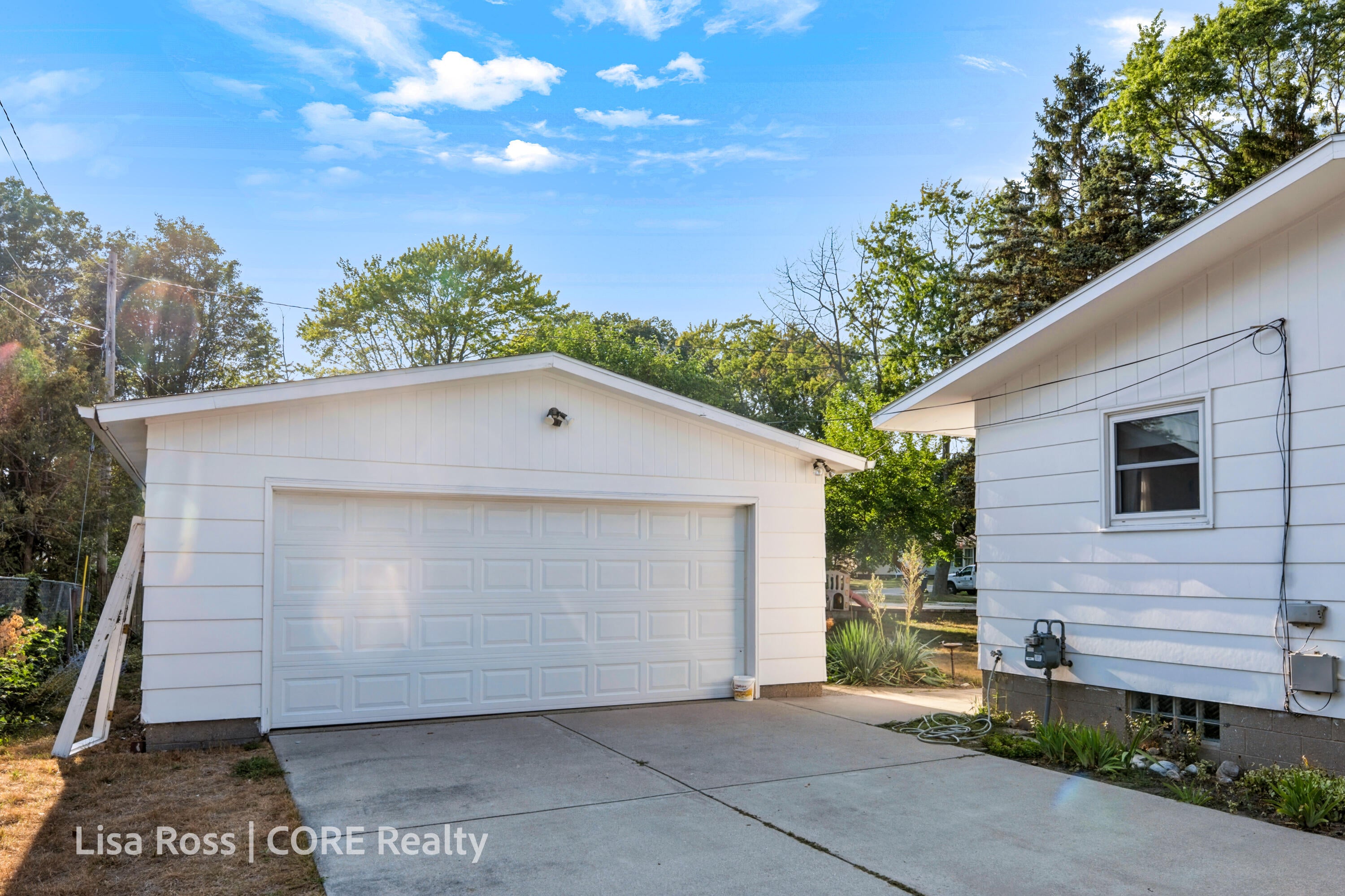 3155 Lindland Road