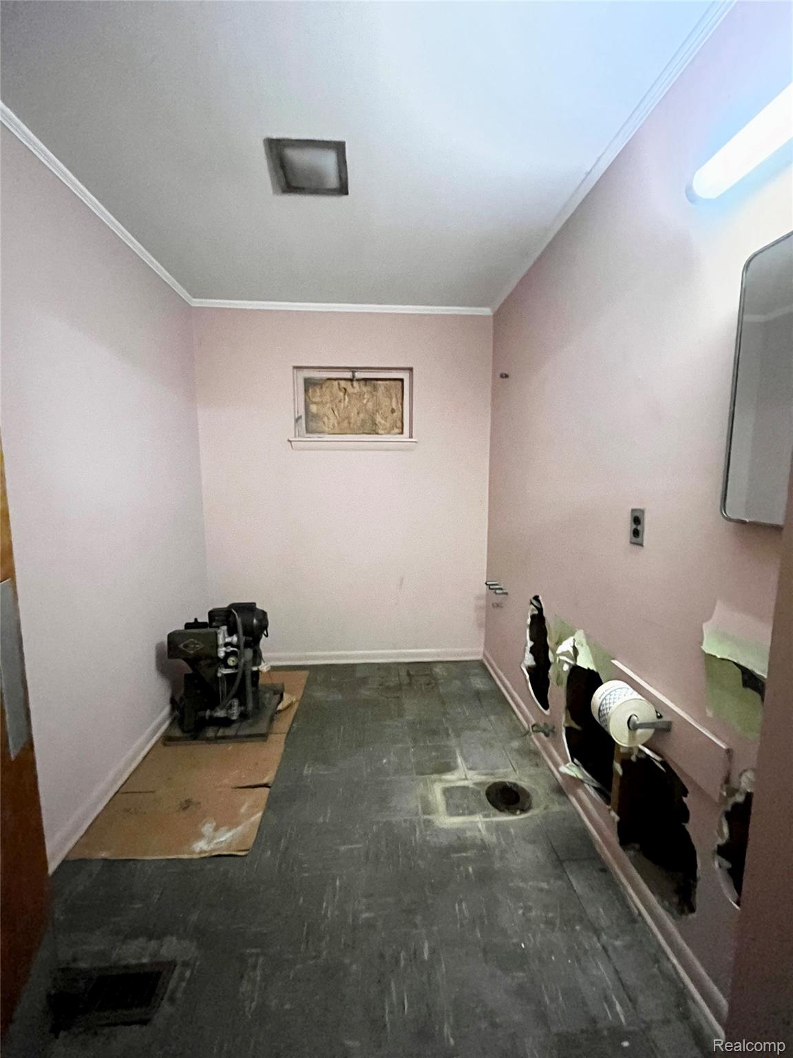 1848 S Averill Avenue