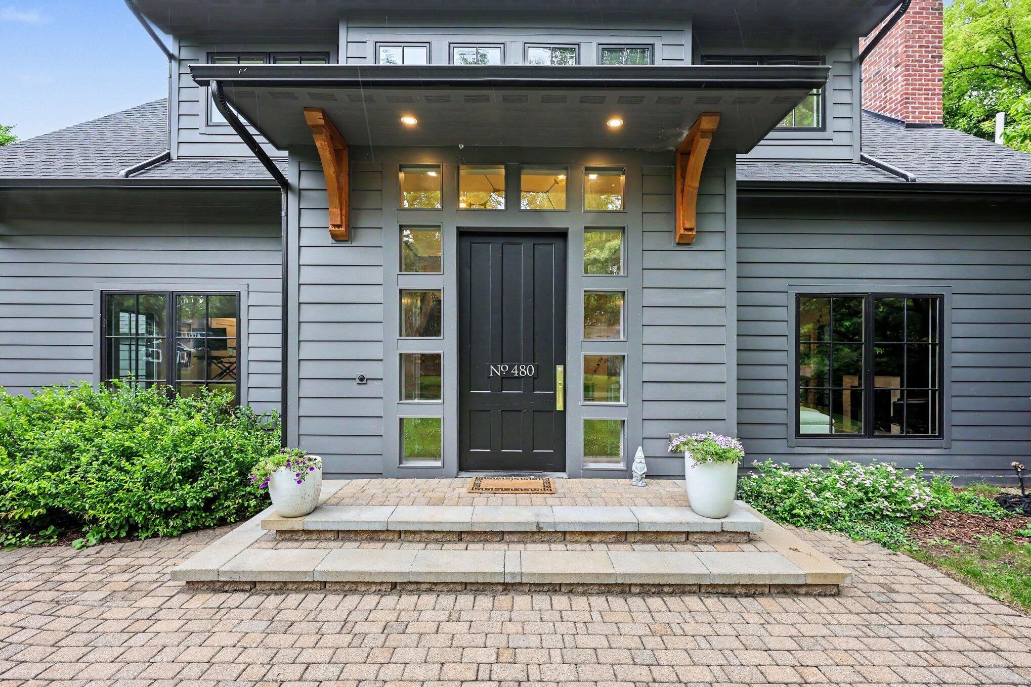 480 Huntington Drive