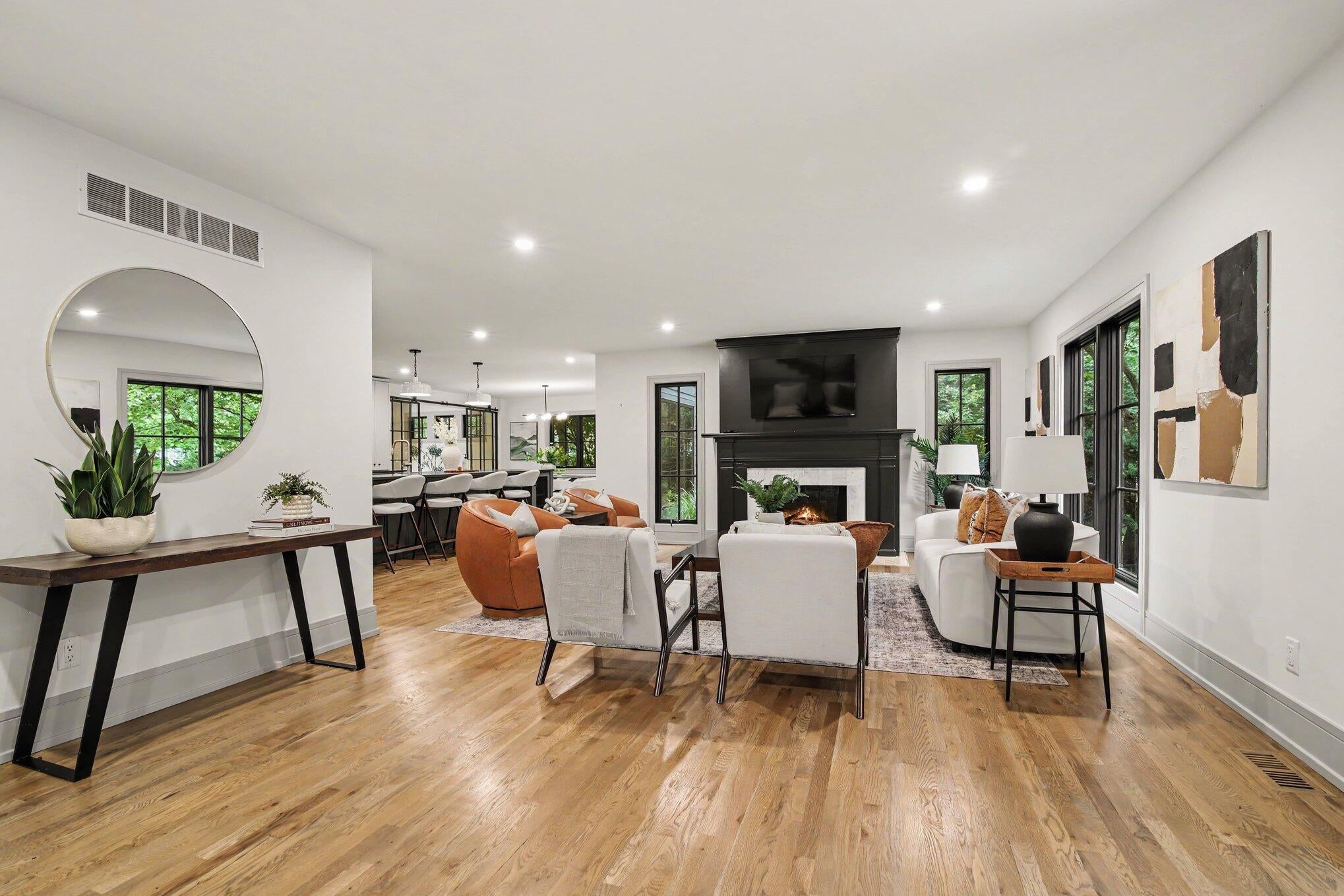 480 Huntington Drive