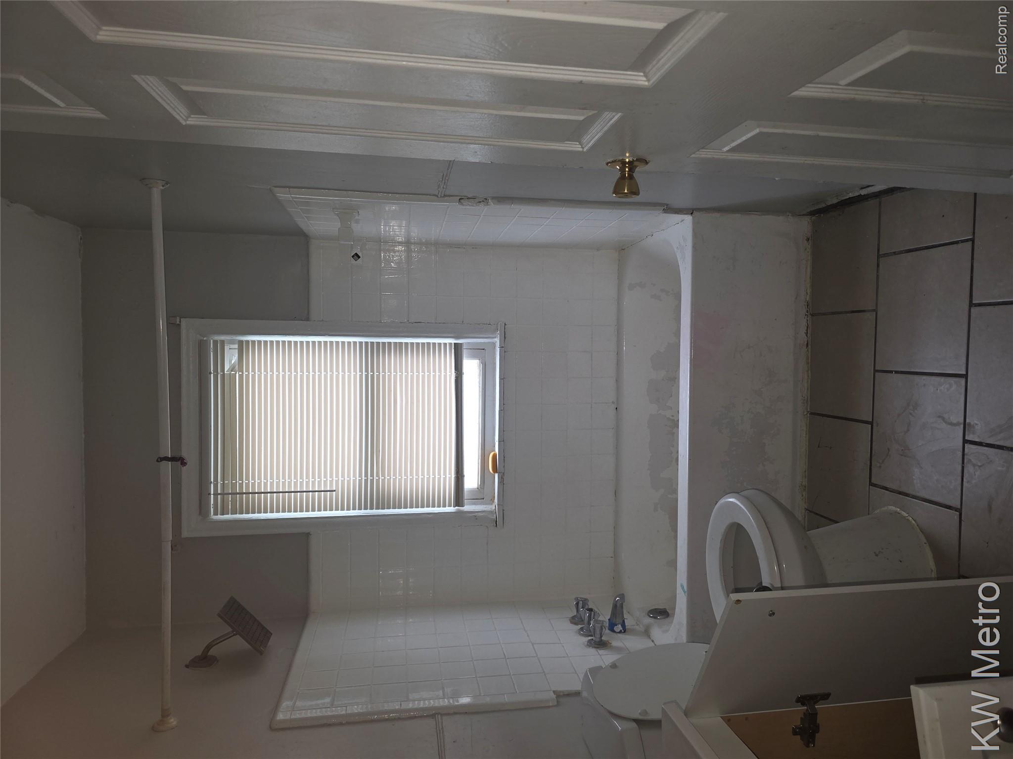 19452 Prevost Street