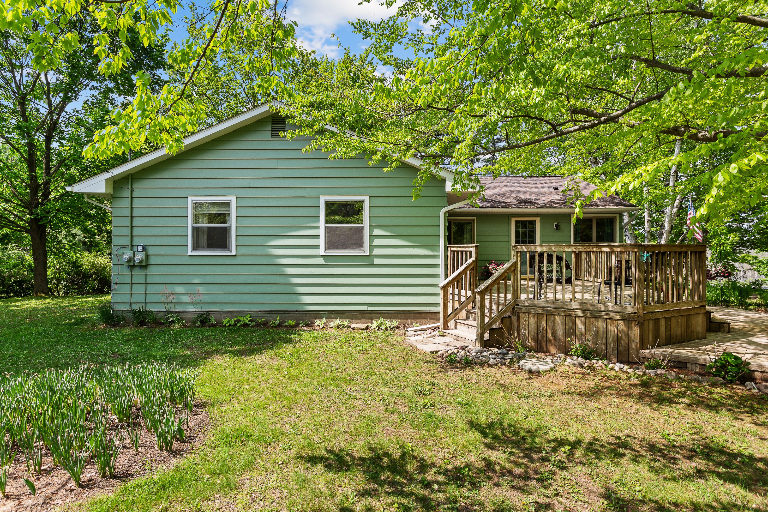 8520 PONTIAC Trail