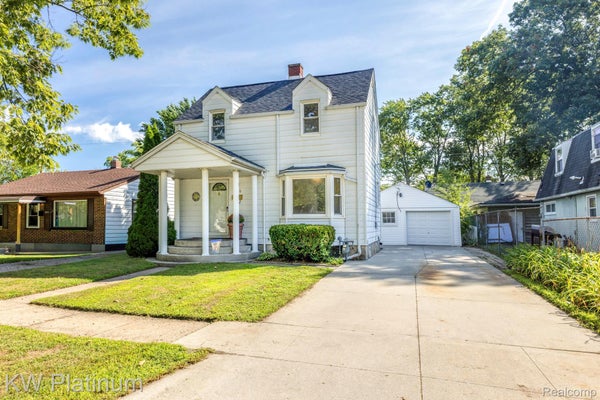 3310 POPLAR ST, PORT HURON, MI 48060 - Image 1a2d7b4169b545ce87461fbaa6a1cc97/3633283959