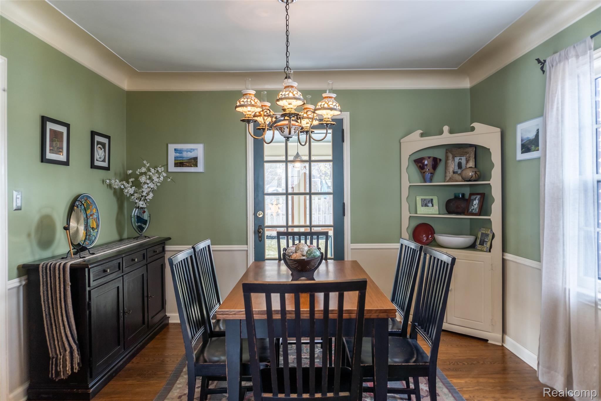 4183 Cornwall Street