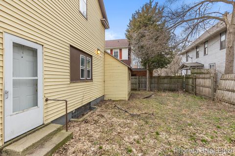 Tiny photo for 1039 Prince Street SE, Grand Rapids City, MI 49507 (MLS # 65026013516)