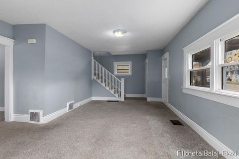 Tiny photo for 1039 Prince Street SE, Grand Rapids City, MI 49507 (MLS # 65026013516)