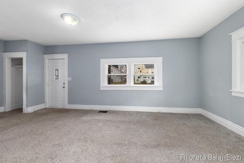 Tiny photo for 1039 Prince Street SE, Grand Rapids City, MI 49507 (MLS # 65026013516)
