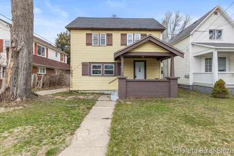 Photo of 1039 Prince Street SE, Grand Rapids City, MI 49507 (MLS # 65026013516)