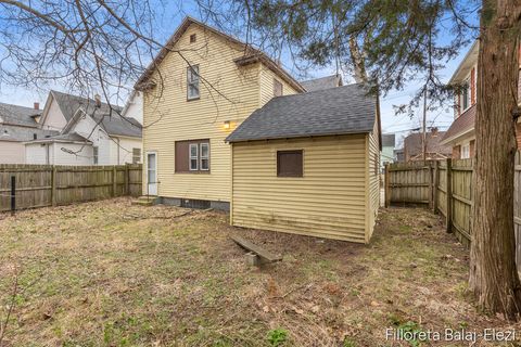 Tiny photo for 1039 Prince Street SE, Grand Rapids City, MI 49507 (MLS # 65026013516)