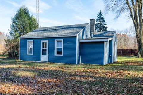 82078 North Court Covert Township MI 49038