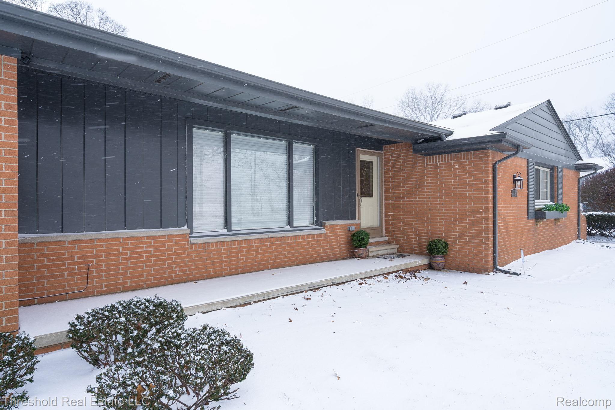 5595 Old Orchard Trail