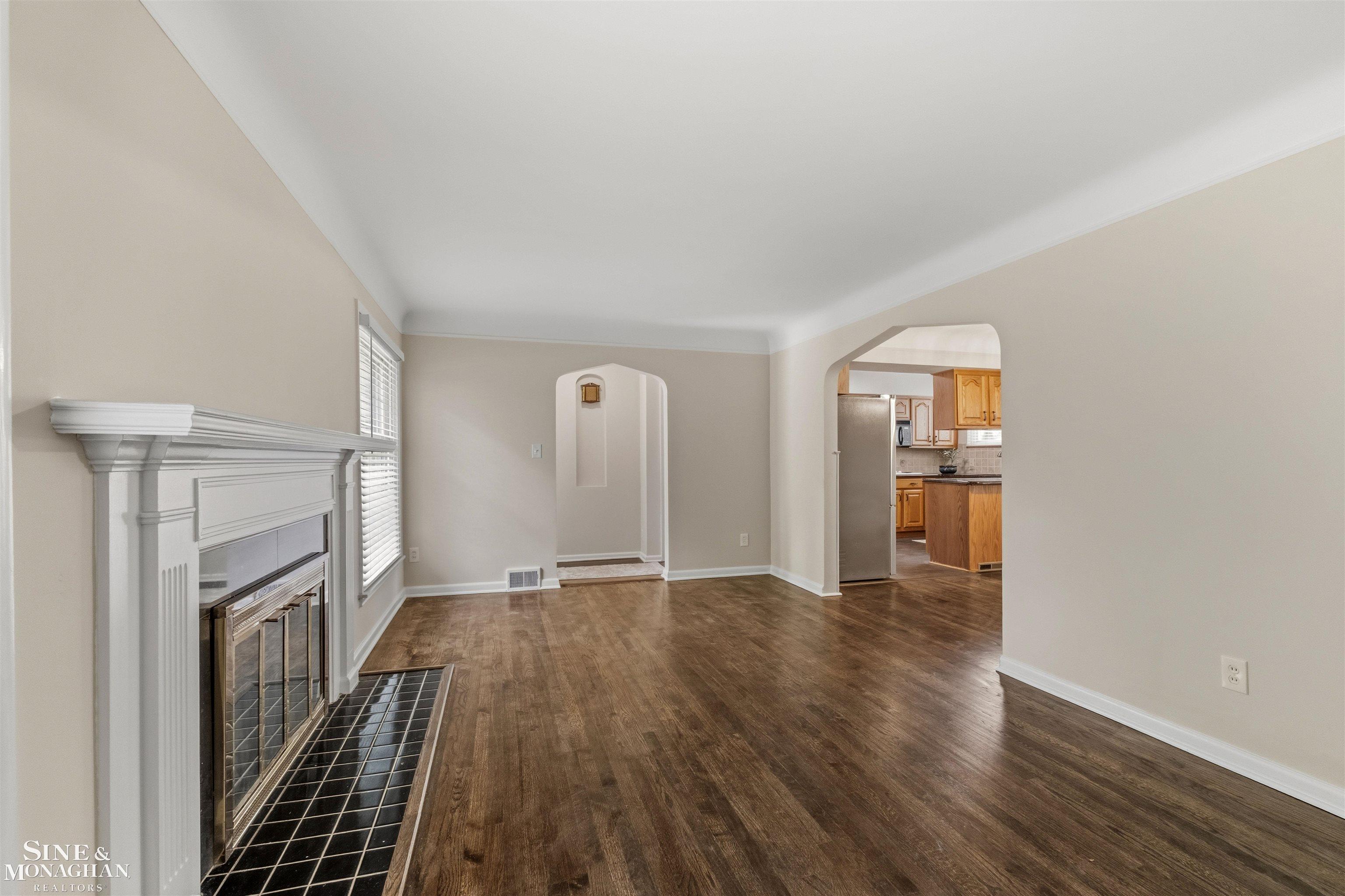 21444 Severn Road