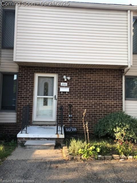 2156 Village West Drive S Lapeer City MI 48446