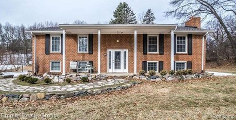 9225 Thendara Boulevard Independence Charter Township MI 48348