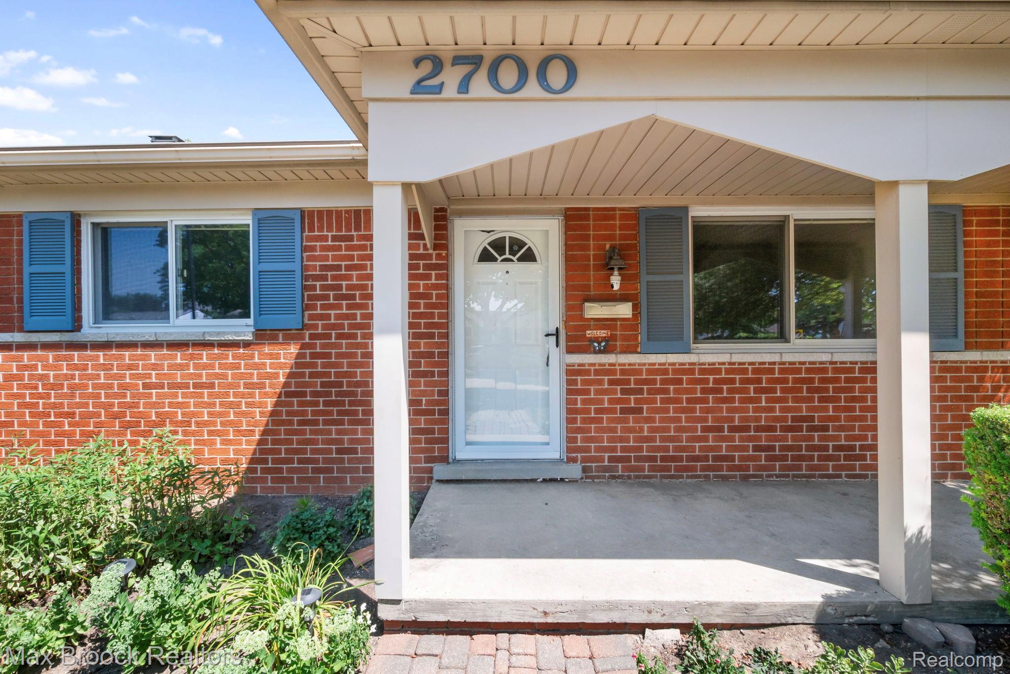 2700 Sparta Drive