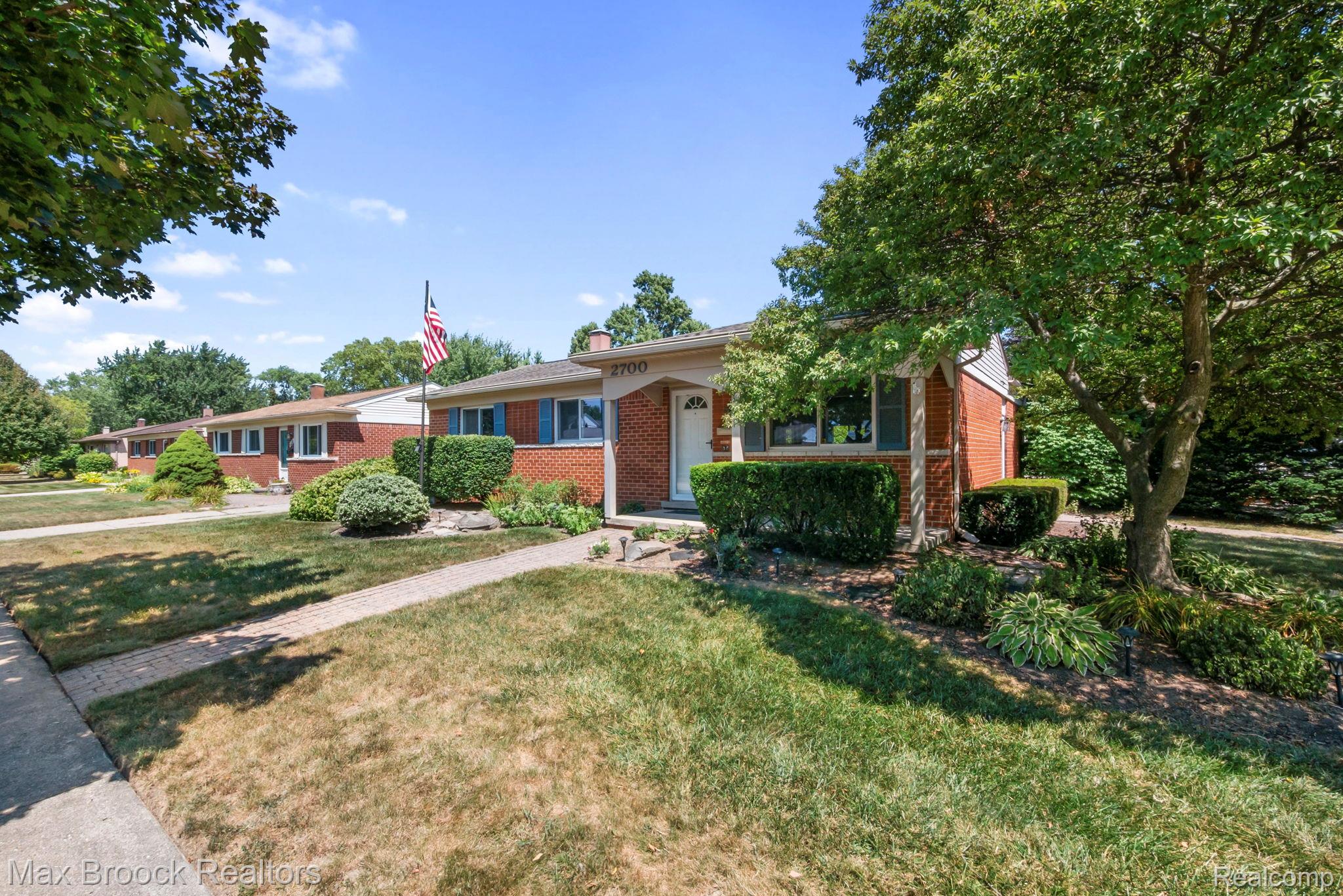 2700 Sparta Drive