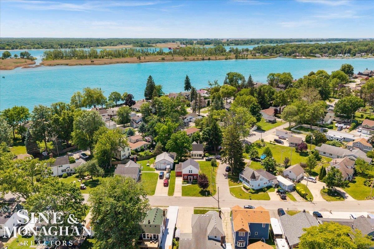 447 Ruskin Drive