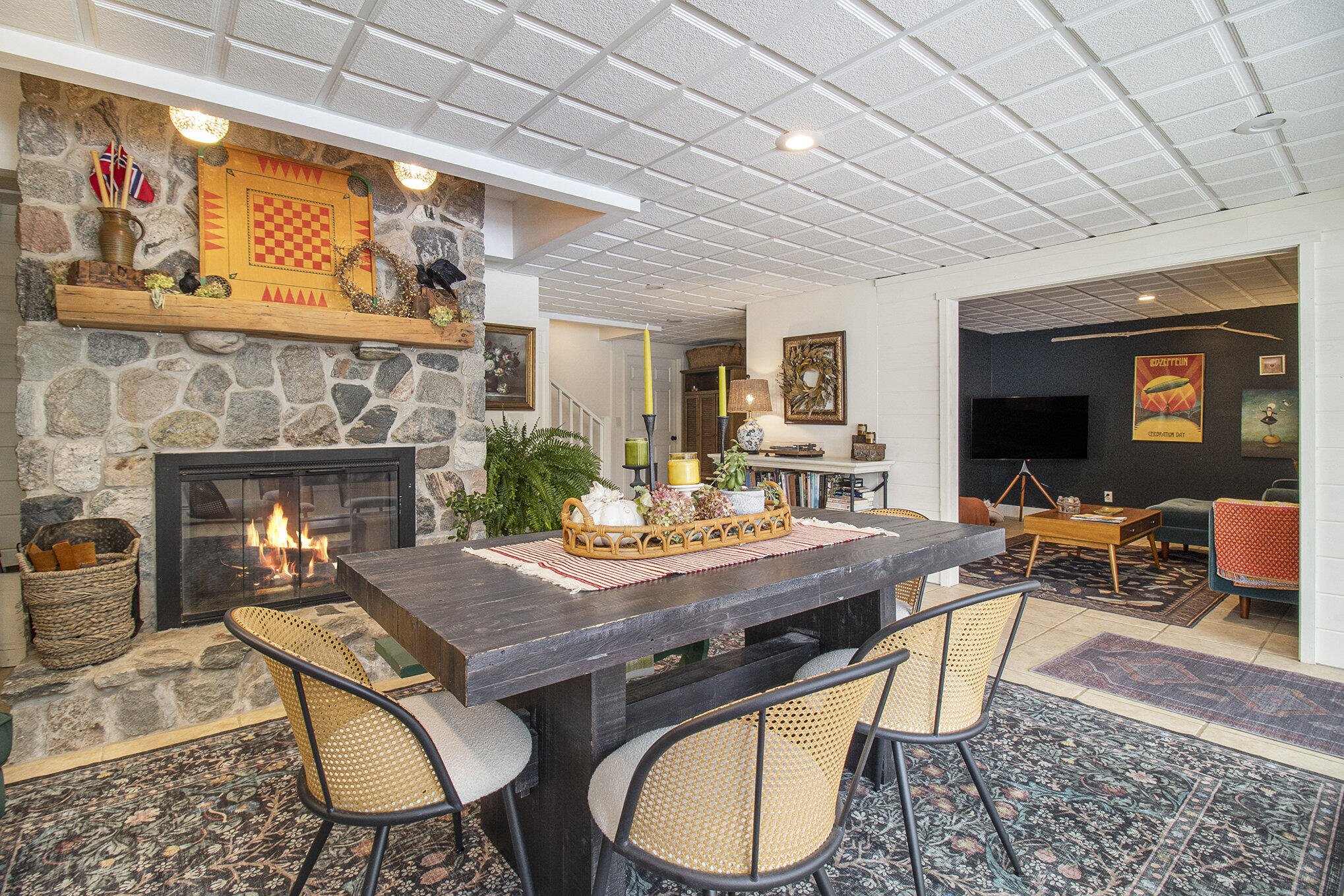 6679 Dunecrest Avenue