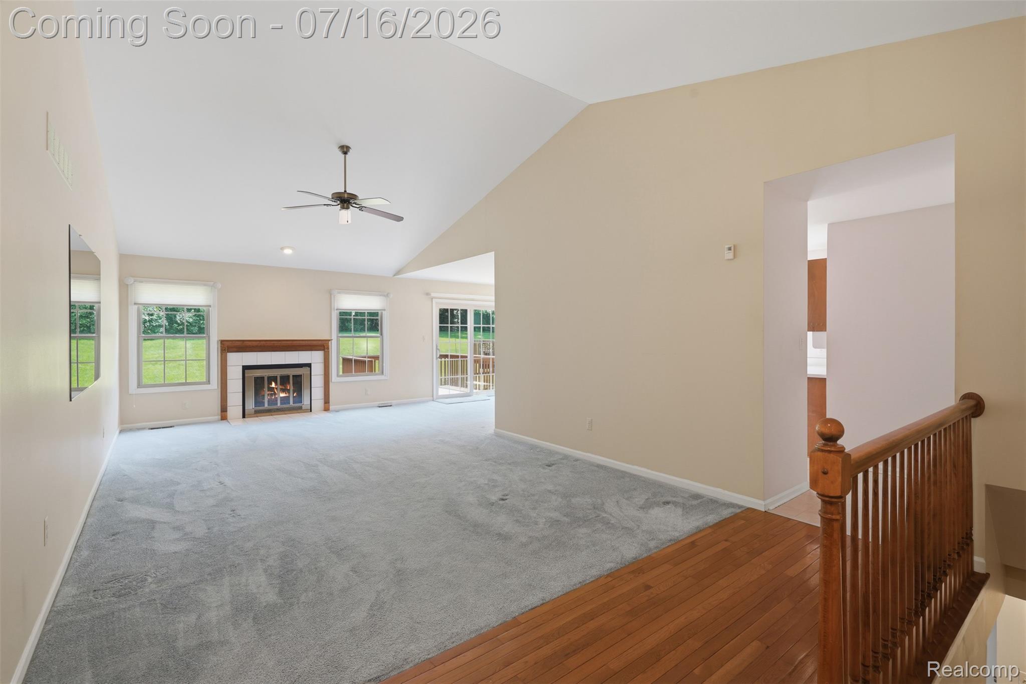 309 Pineknoll Court