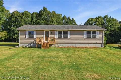 Tiny photo for 5411 Hess Road, Dryden Township, MI 48428 (MLS # 20261056108)