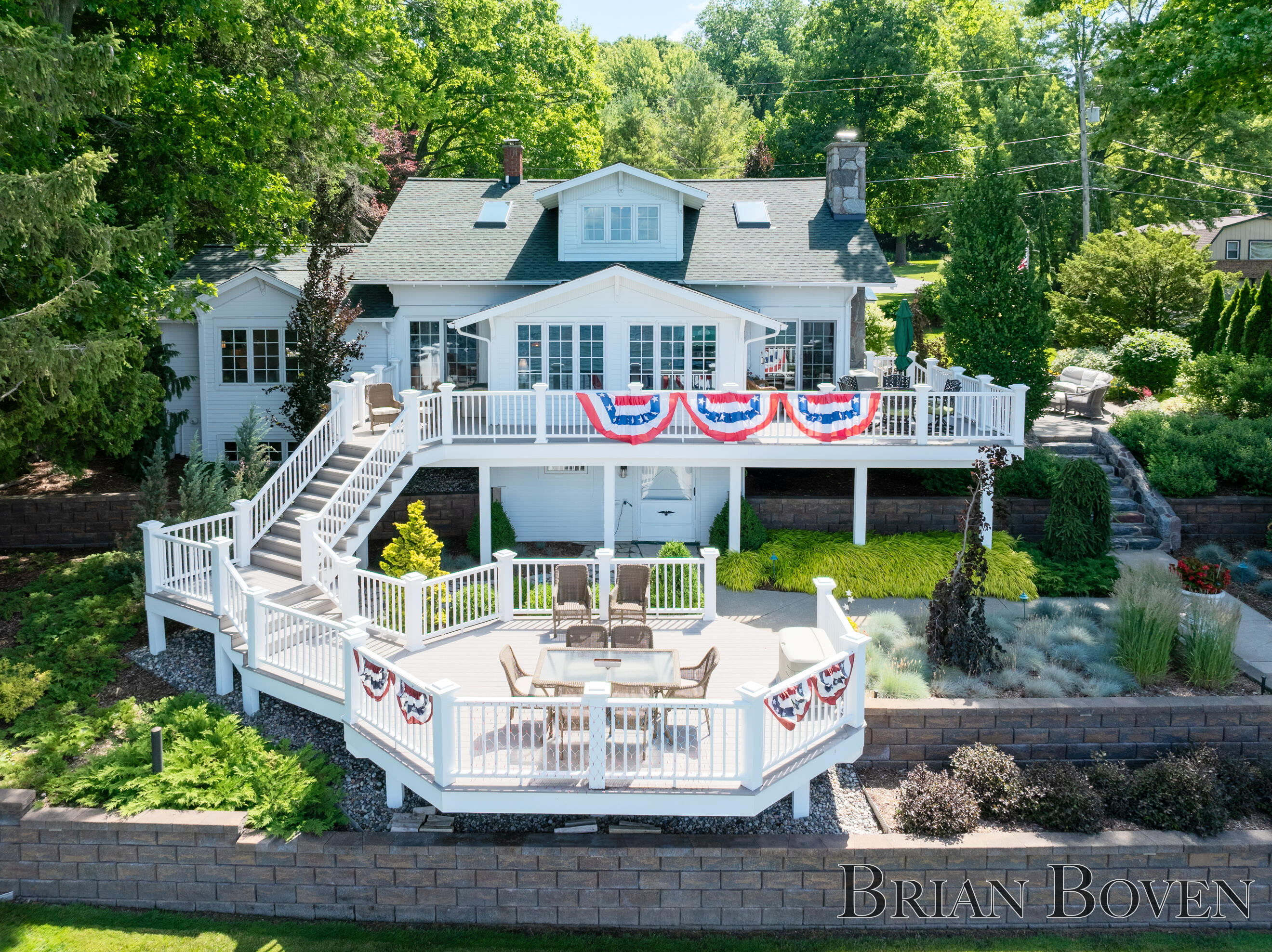 2625 Elmwood Drive