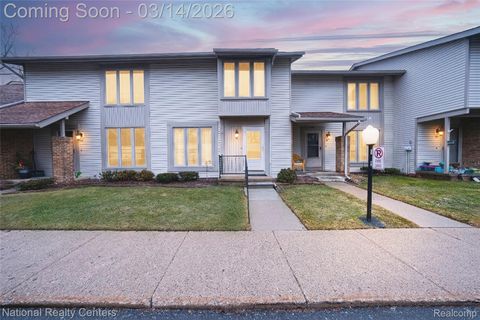 90 Willow Way Waterford Charter Township MI 48328