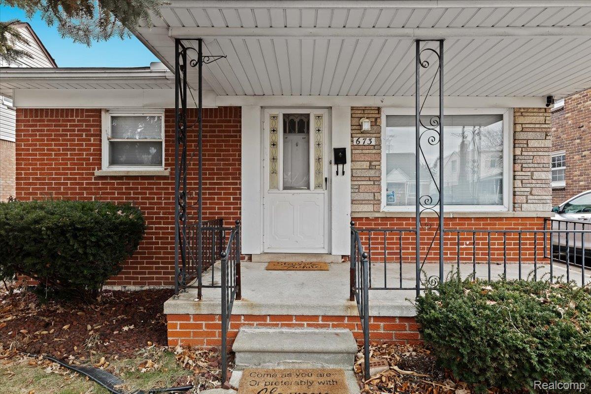 673 Winchester Avenue
