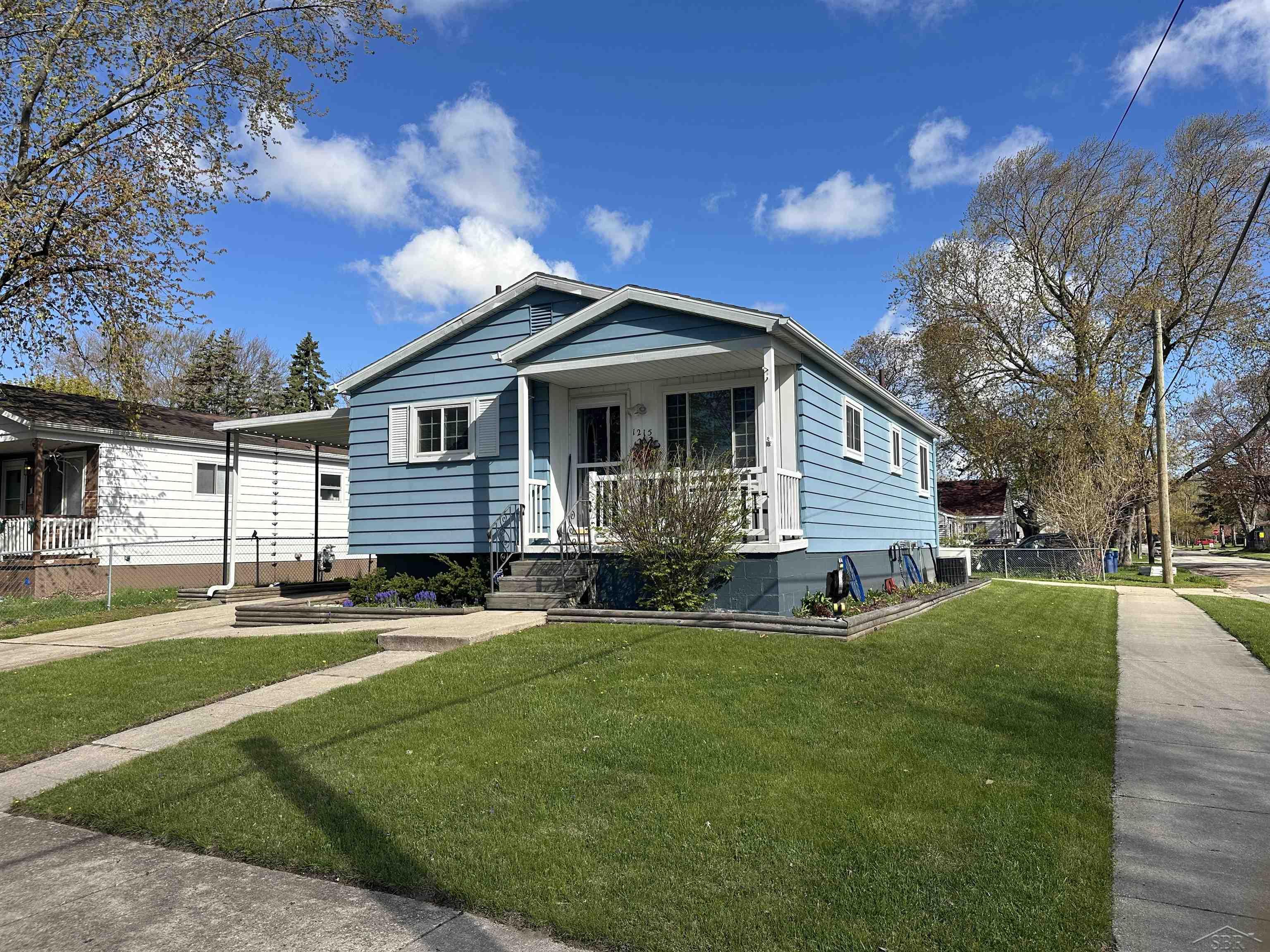 1215 Marchand Street