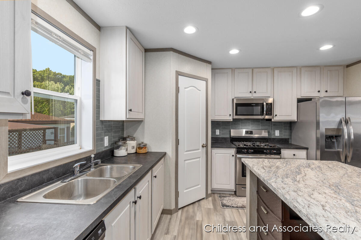 1824 Rhoda Street SE