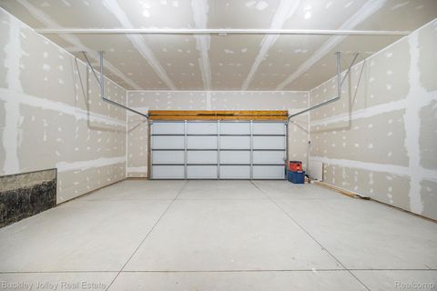 Tiny photo for 10303 9 Mile Road, Green Oak Township, MI 48189 (MLS # 20261010265)