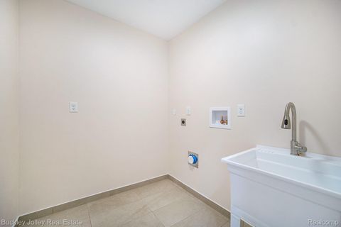 Tiny photo for 10303 9 Mile Road, Green Oak Township, MI 48189 (MLS # 20261010265)