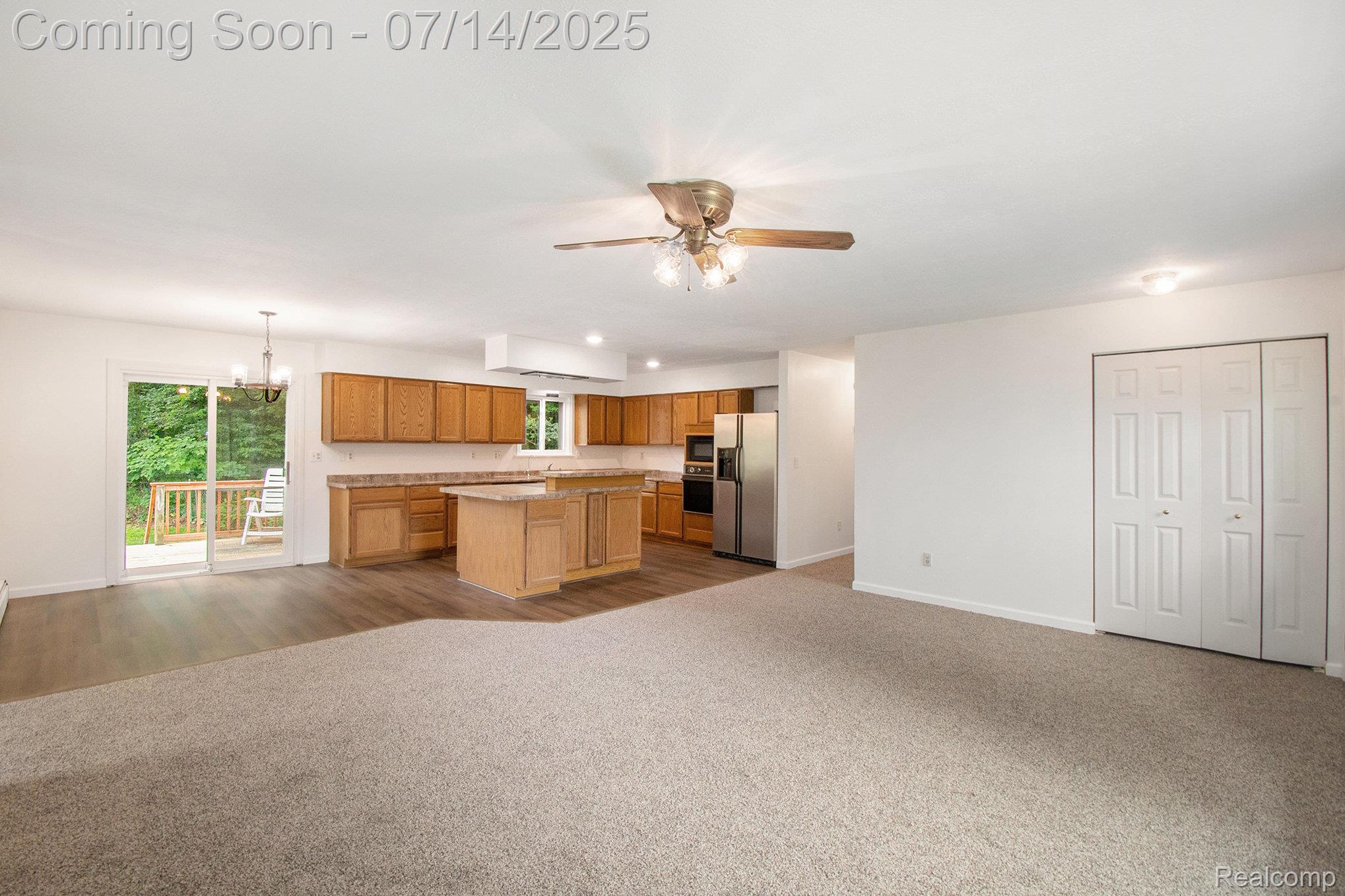 1400 HOSKINS Drive