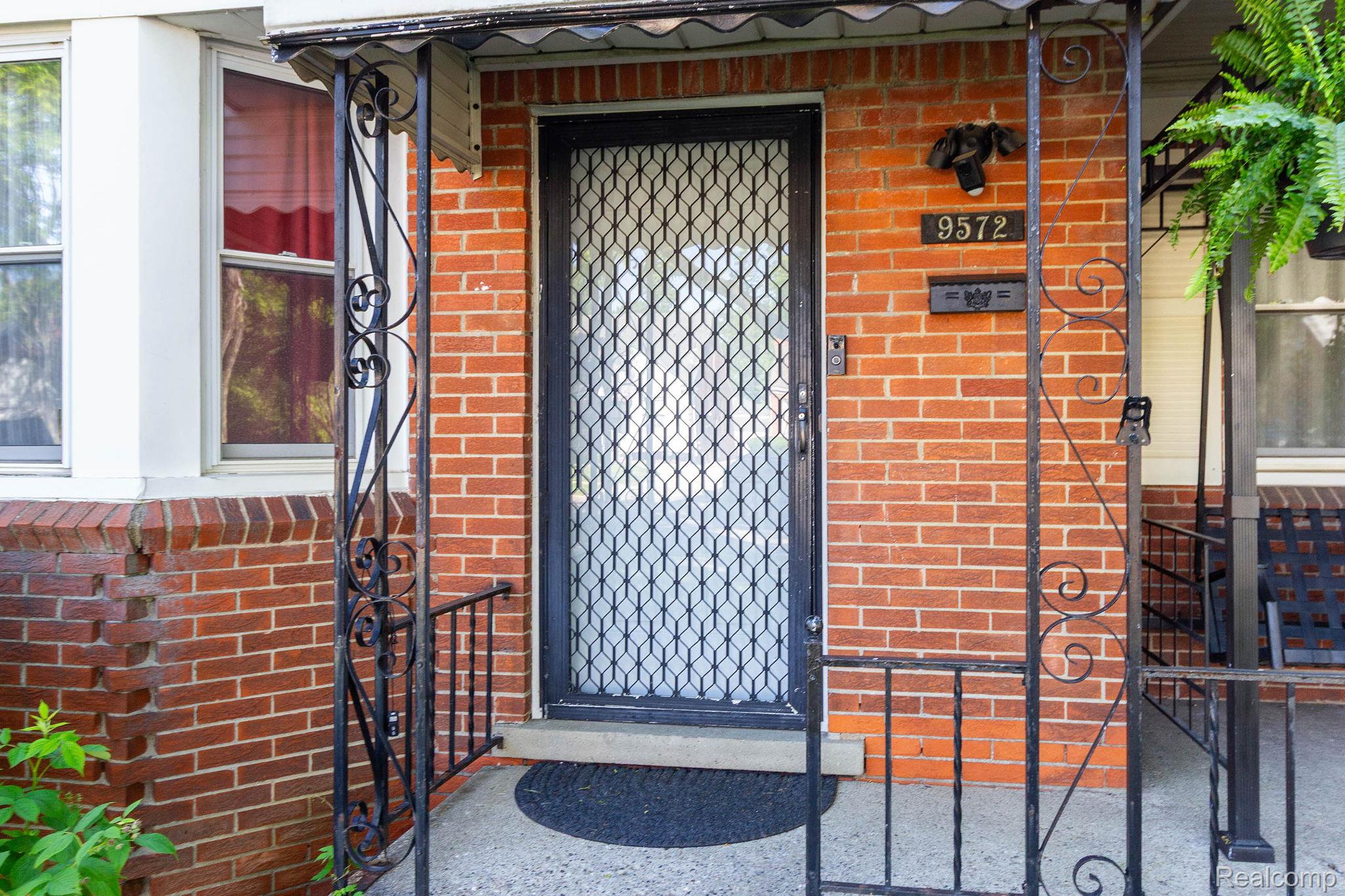 9572 Beaverland