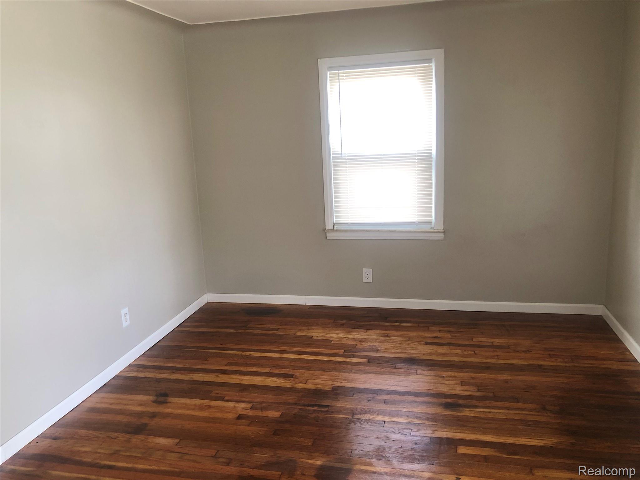 Highland Park City, Michigan 48203, United States, 3 Bedrooms Bedrooms, ,2 BathroomsBathrooms,Residential,Active,196552