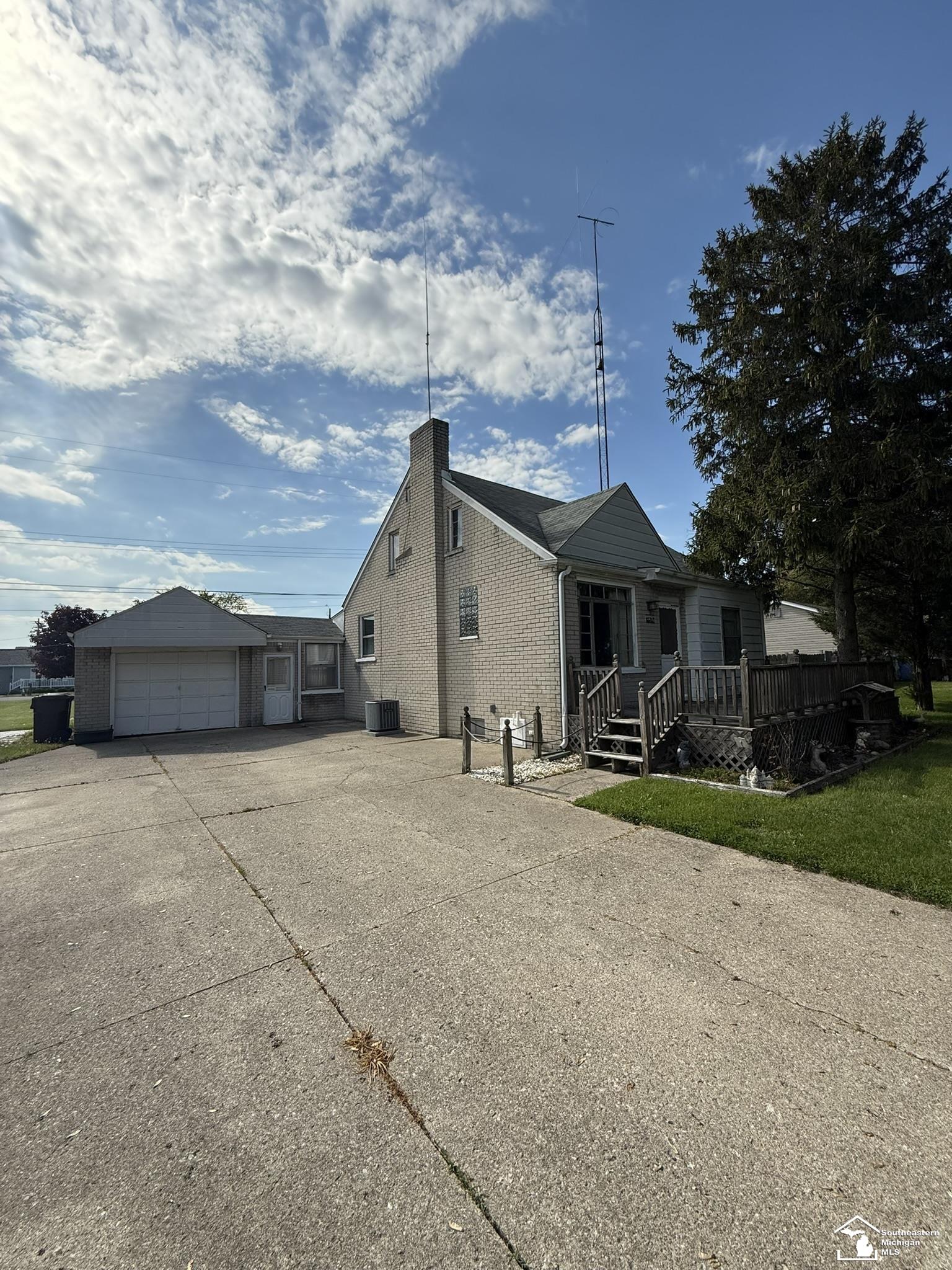 Listing image 4