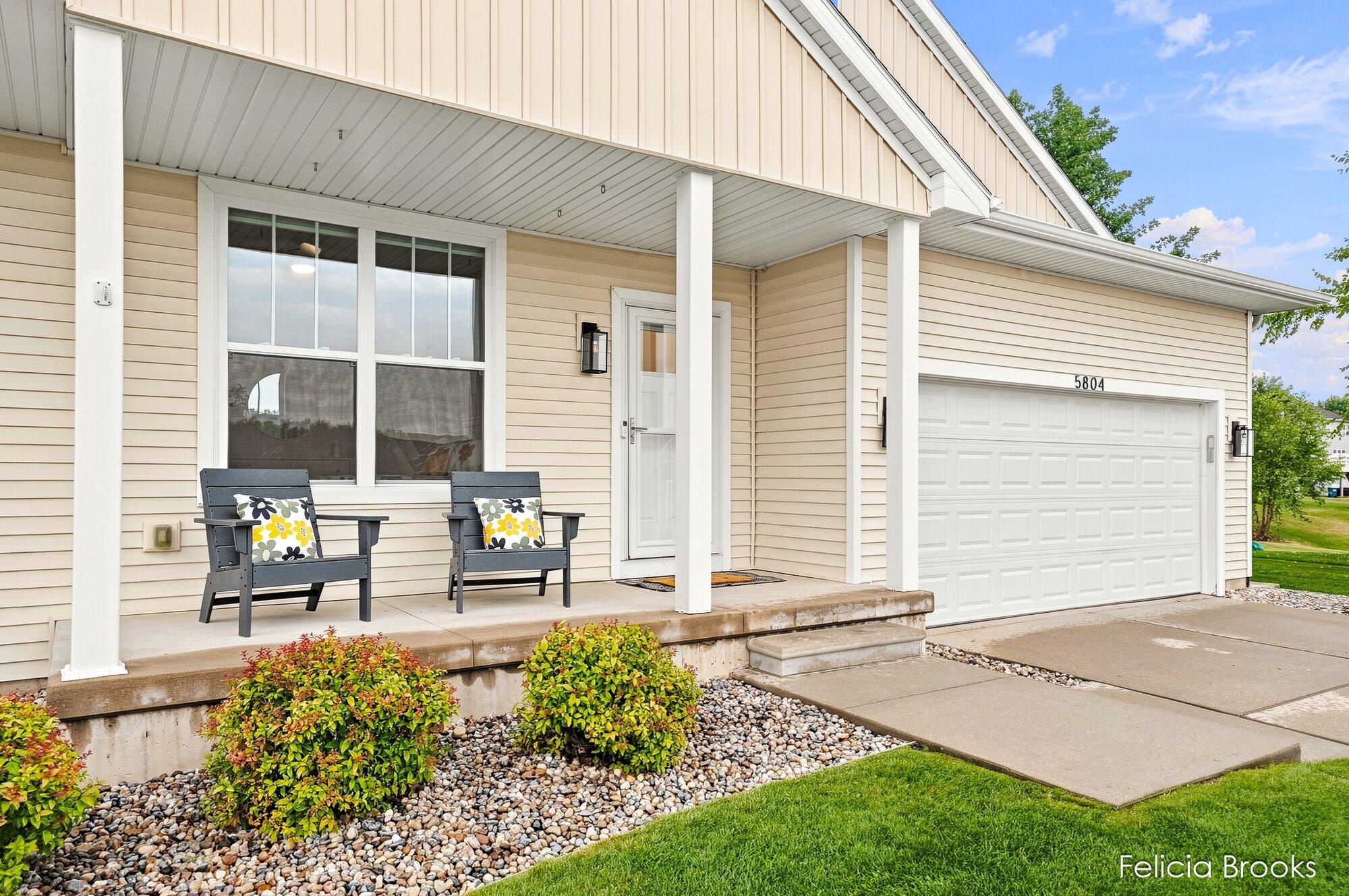 5804 Sage River Court SW
