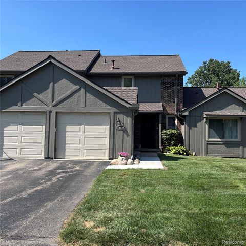 44736 Lynn Drive Plymouth City MI 48170