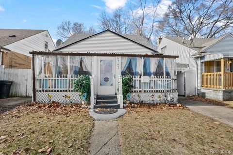 6747 Mettetal Street Detroit City MI 48228