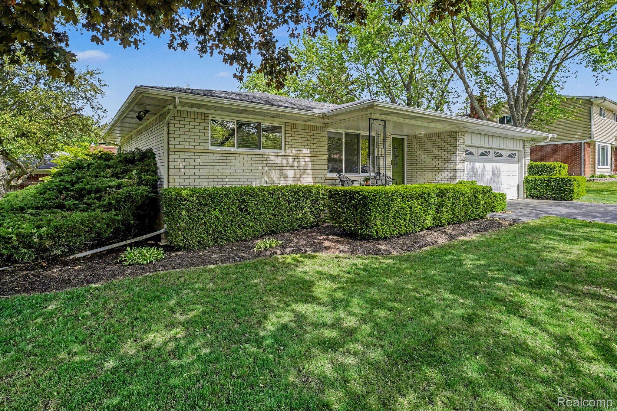 5364 Fern Avenue