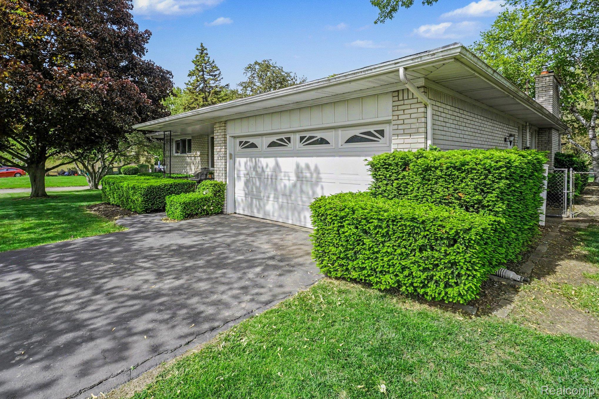 5364 Fern Avenue
