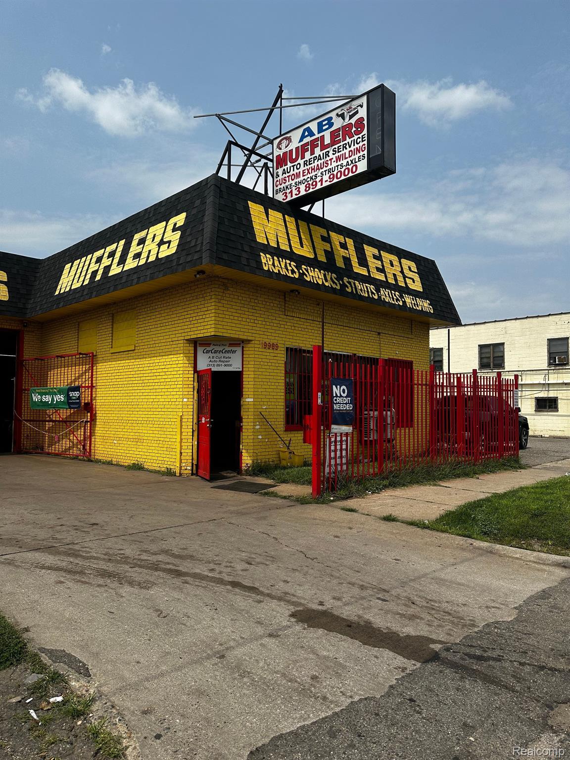 19989 VAN DYKE Street