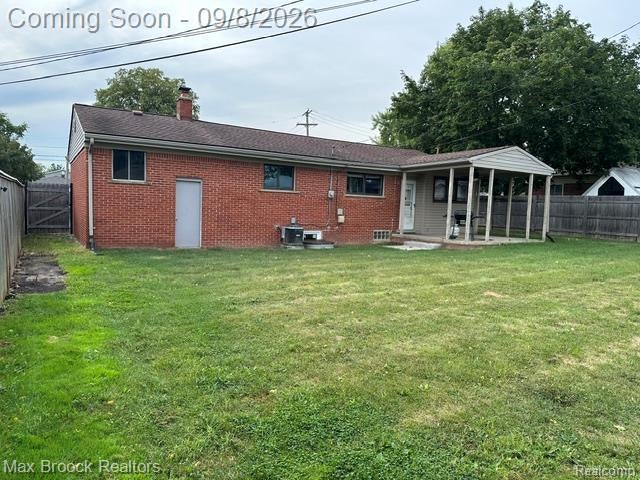 1136 N Selfridge Boulevard