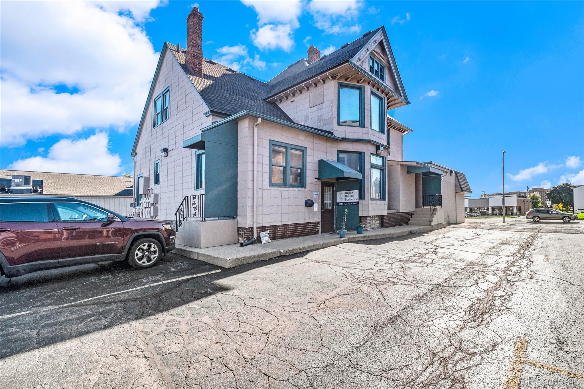 217-231 N Main Street