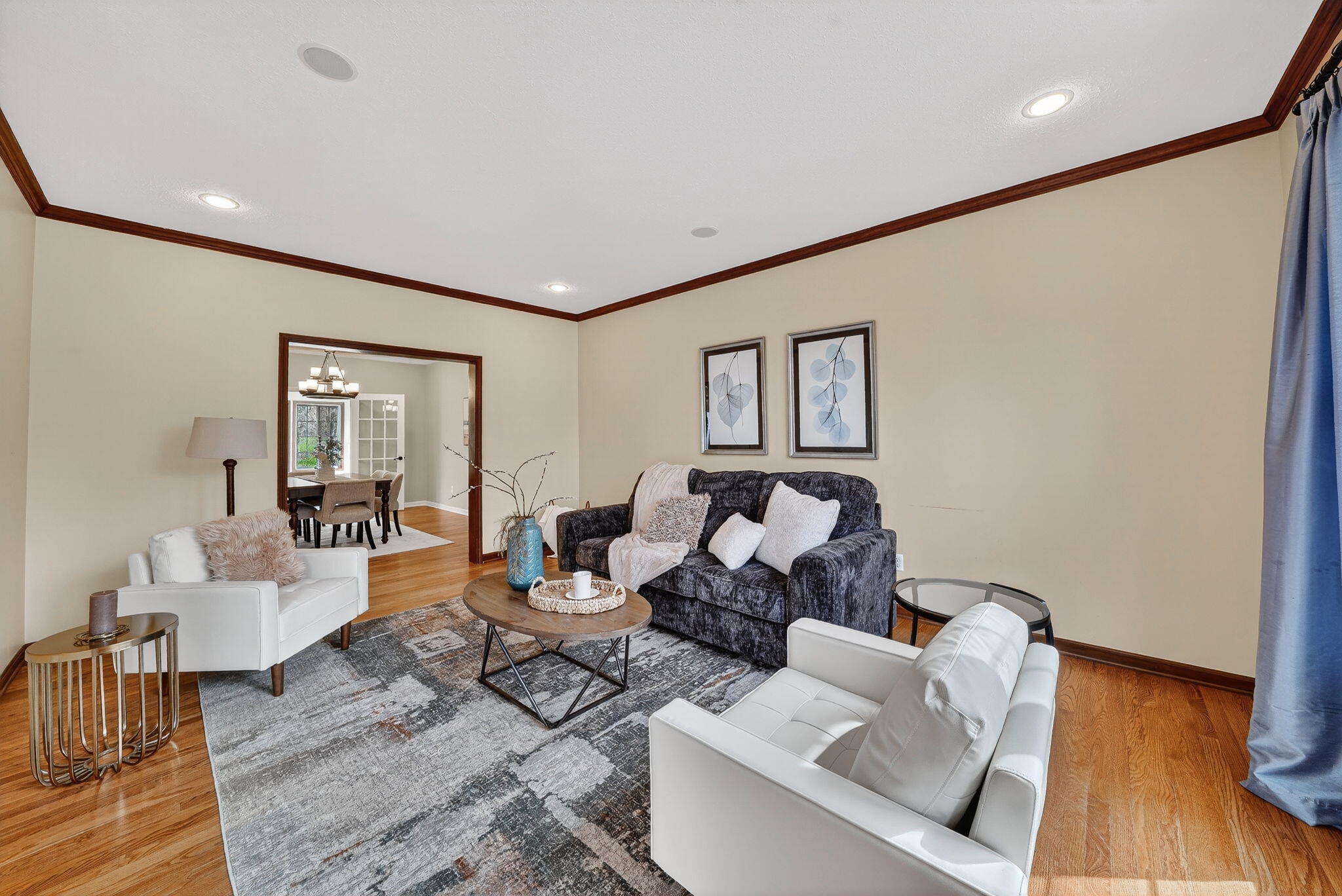 1900 Emerald Forest Lane